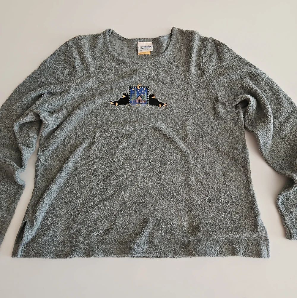 Artisans Cozy Light Gray Embroidered Women's Sweater